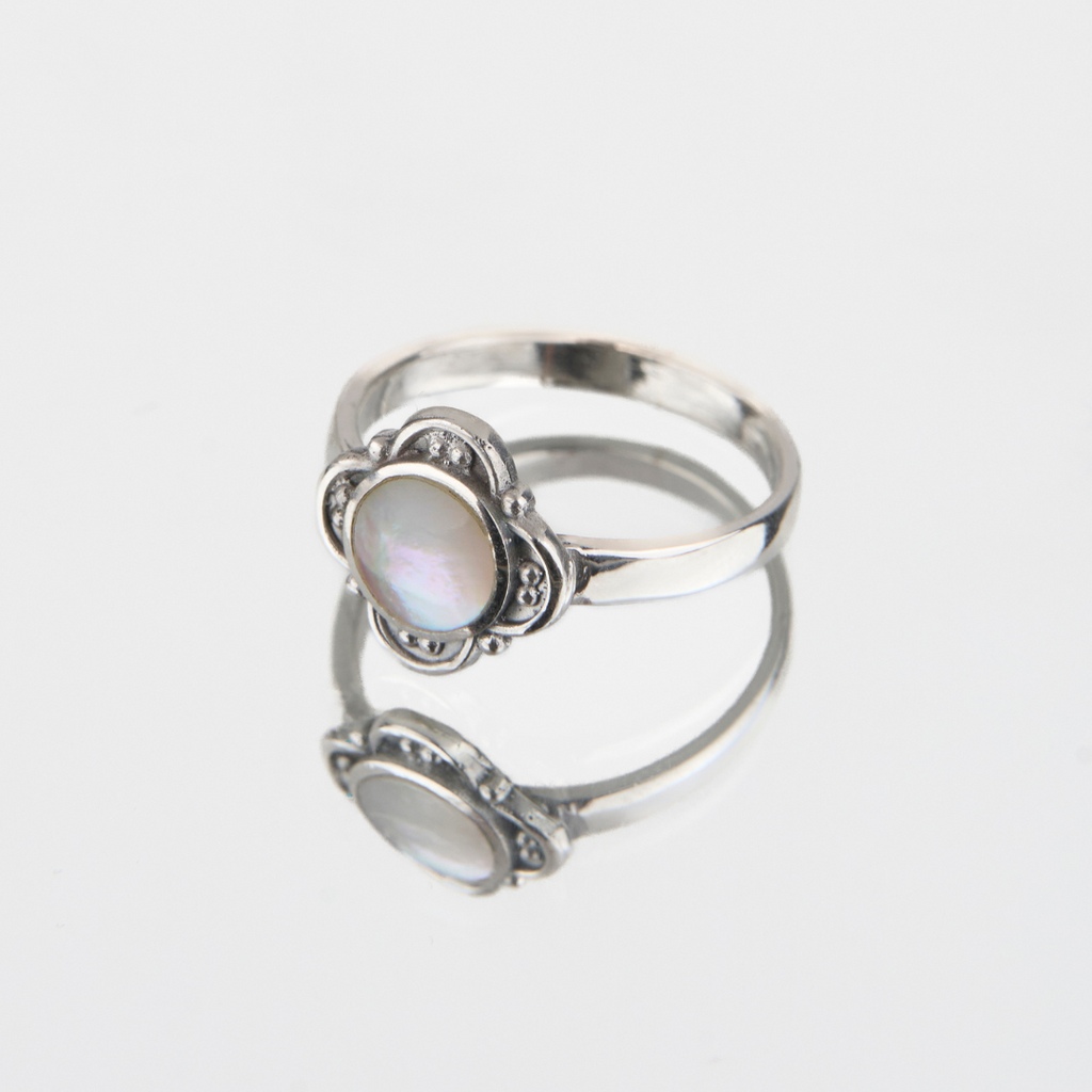 Anel Flor Madrepérola