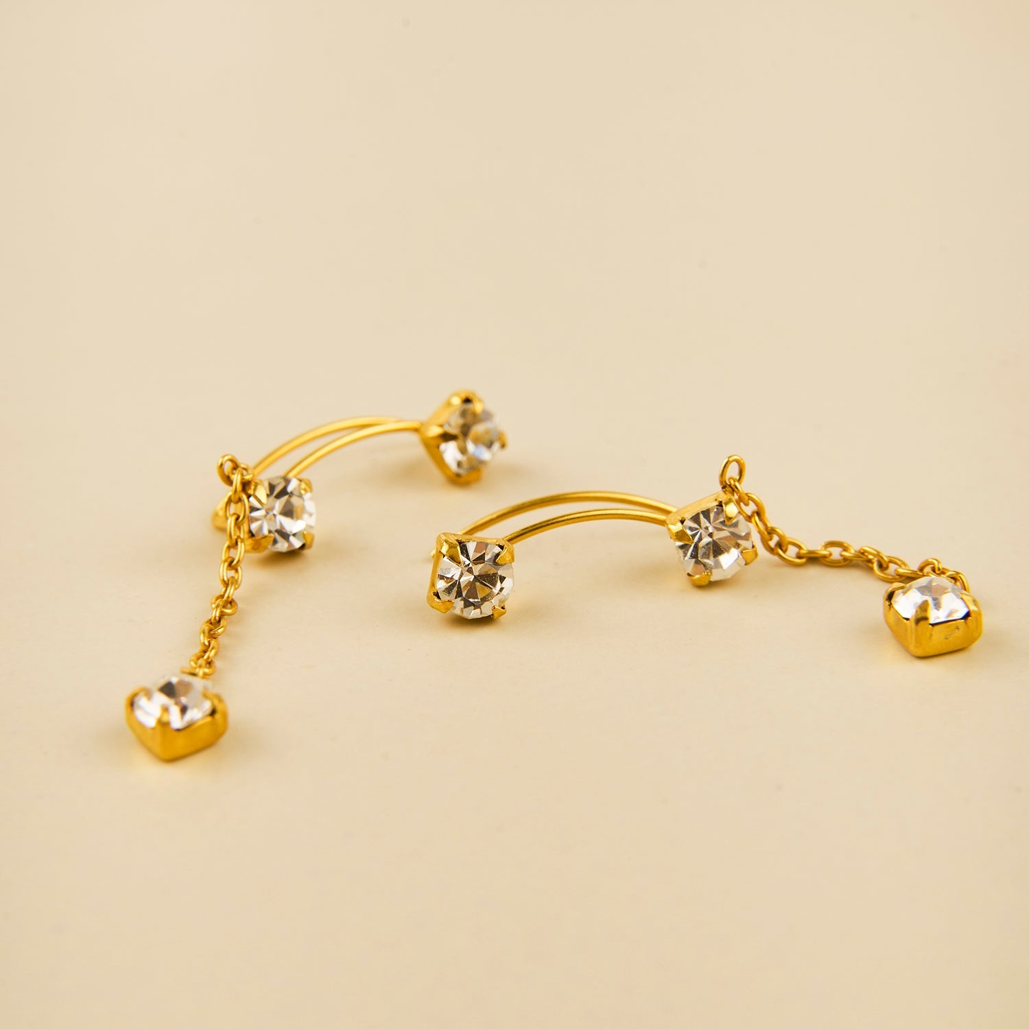 Brincos Corridos 2 Zircónias e Pendente