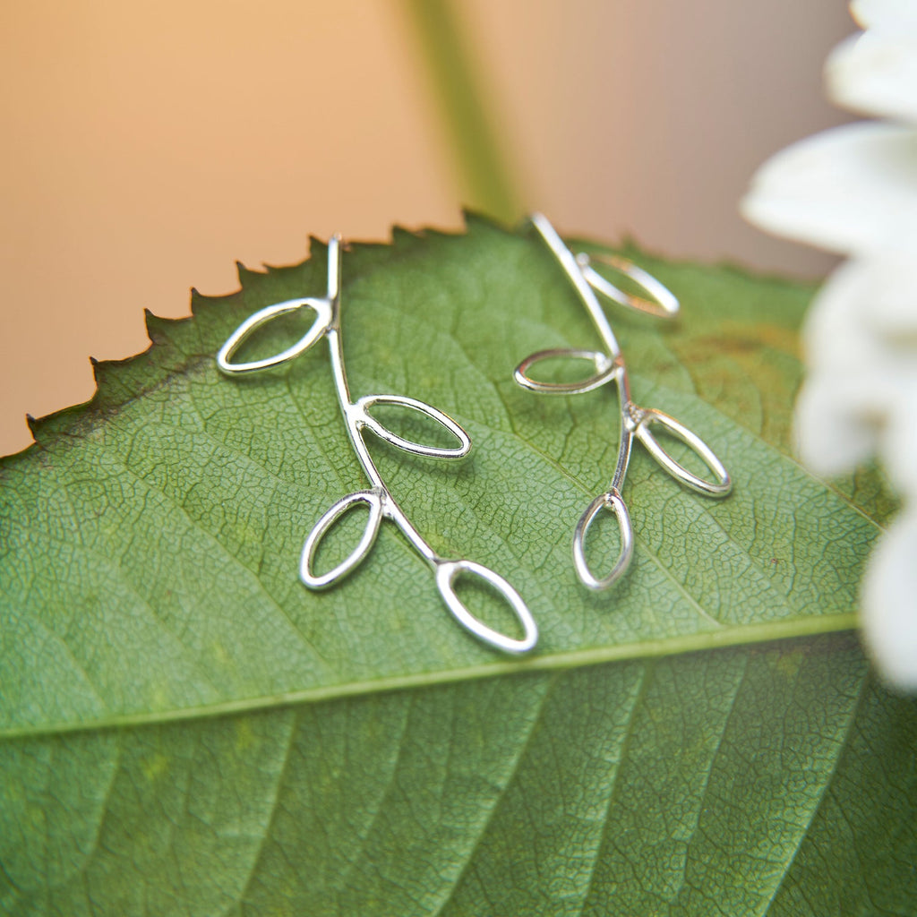 Brincos Corridos Leaf