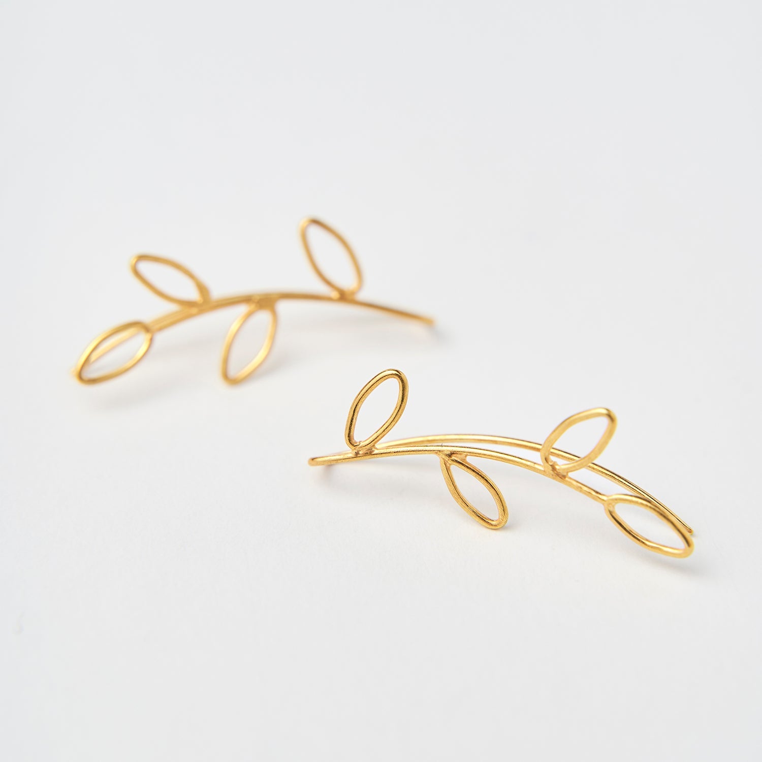 Brincos Corridos Leaf