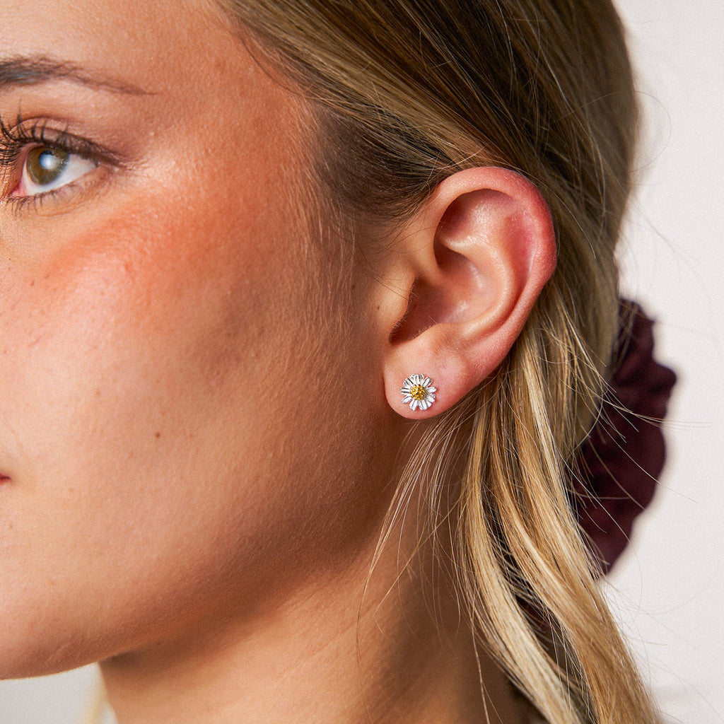 Brincos Daisy