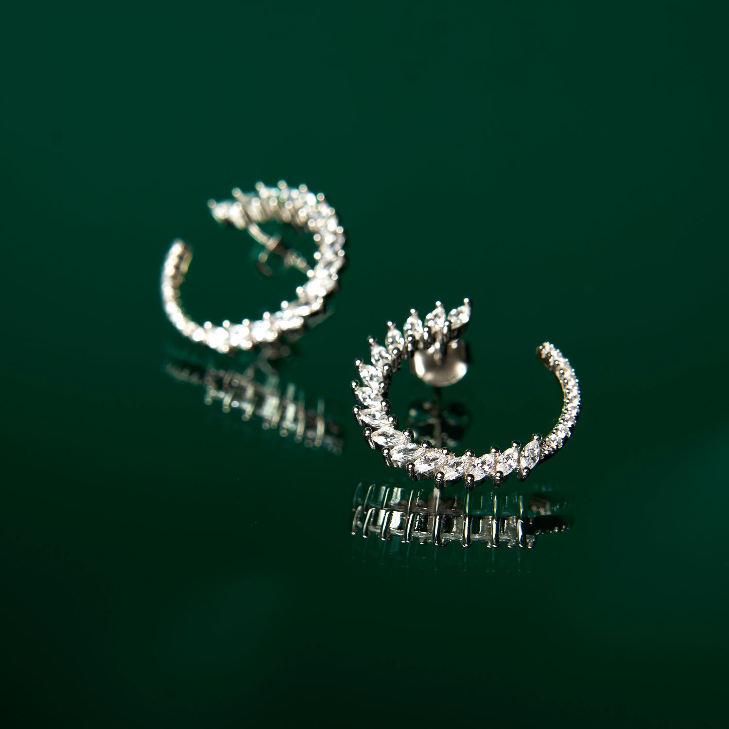 Brincos Twist and Shine